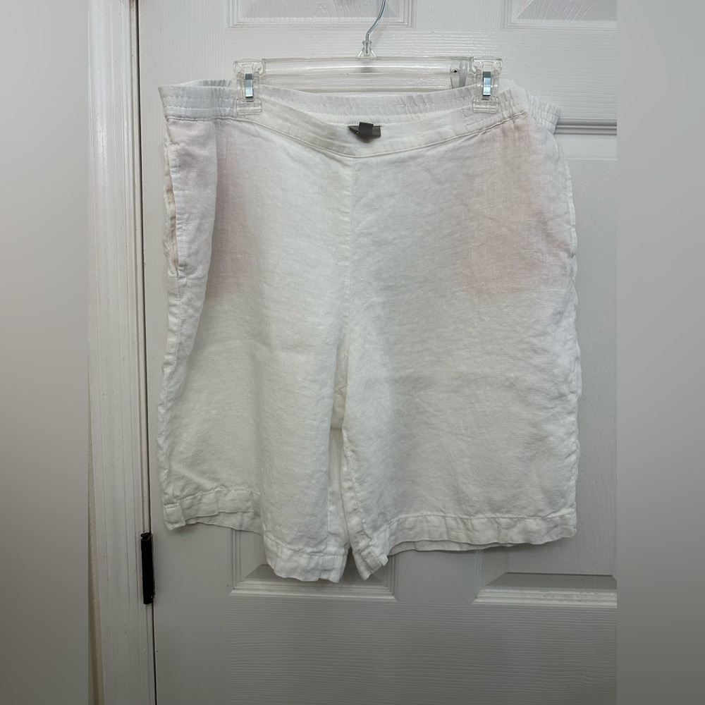 J Jill 100% Linen Women's white Bermuda shorts pull-on size Large
